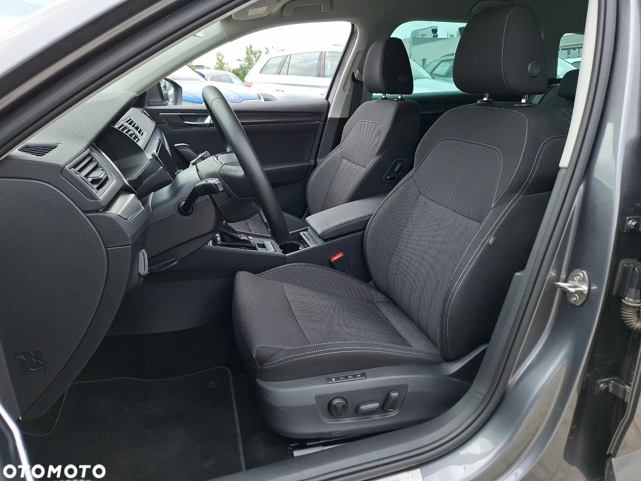 Skoda Superb 2.0 TSI Style DSG - 9