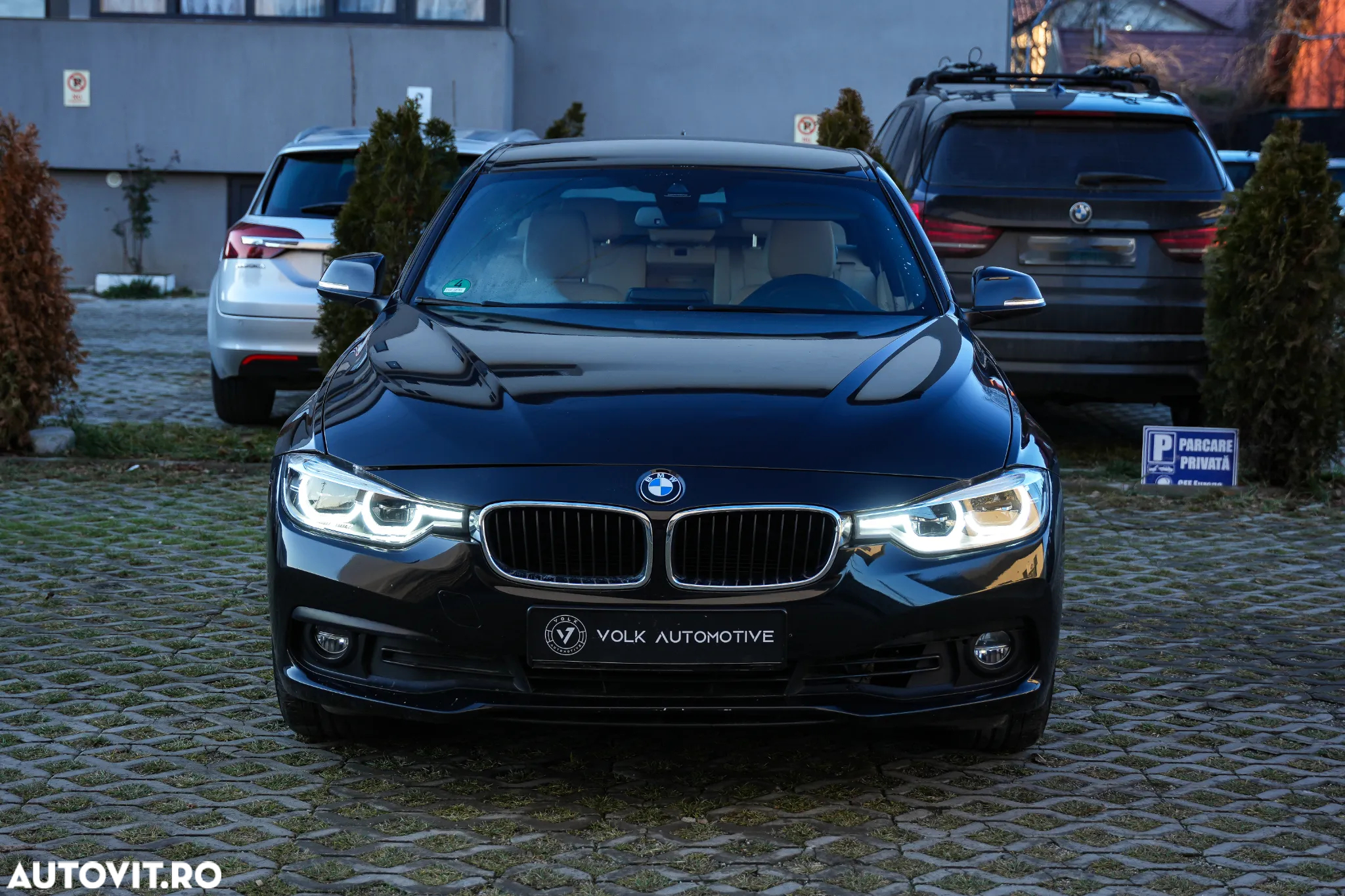 BMW Seria 3 318i Touring - 3