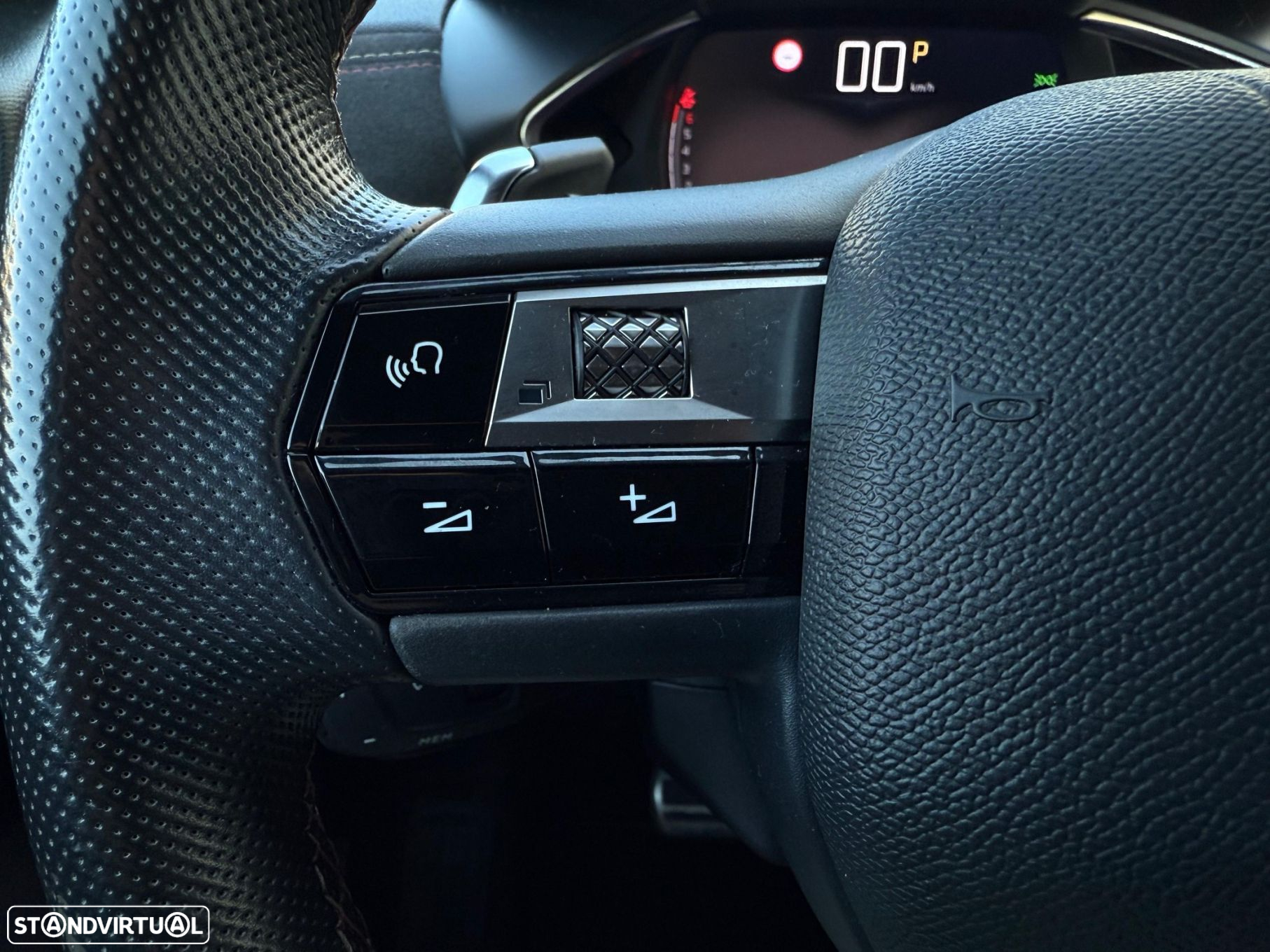 DS DS3 Crossback 1.2 PureTech Bastille EAT8 - 11