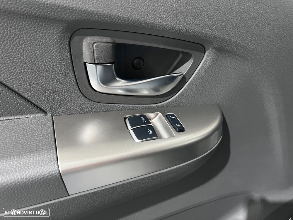 BYD ETP 3 44kwh Confort - 11