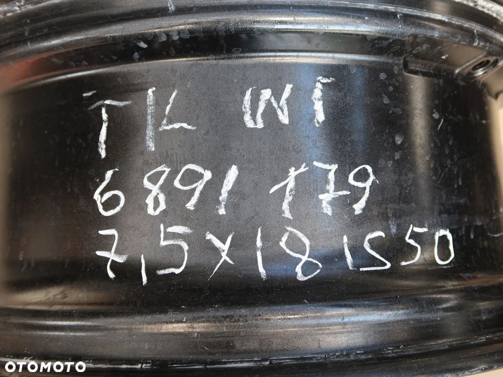 W1 Felga BMW X1 u11 6891179 7,5x18et50 - 8
