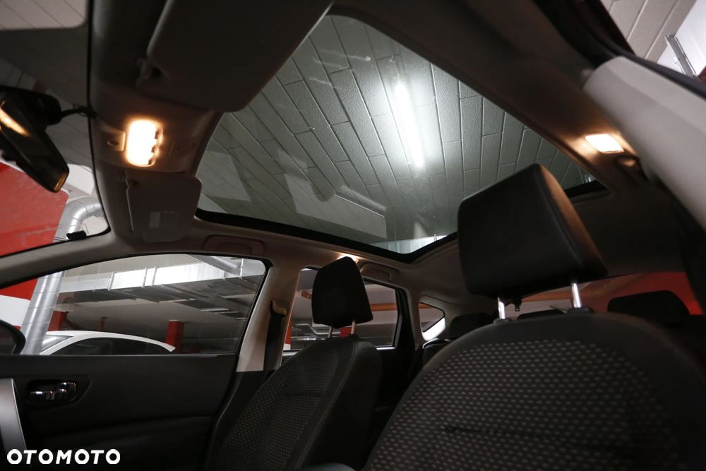 Nissan Qashqai 2.0 dCi 4x4 Tekna - 12