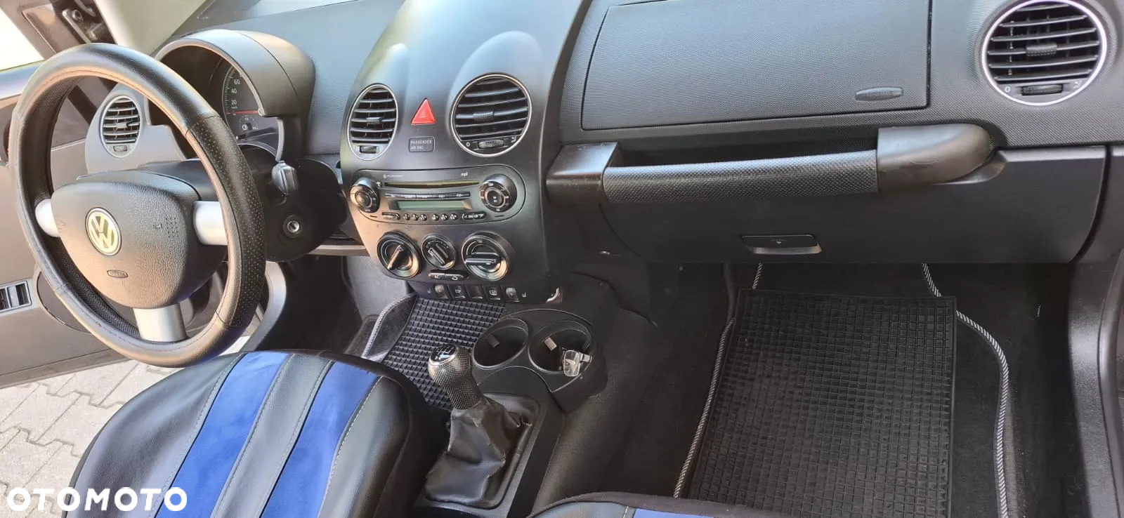 Volkswagen New Beetle Cabriolet 1.6 - 7