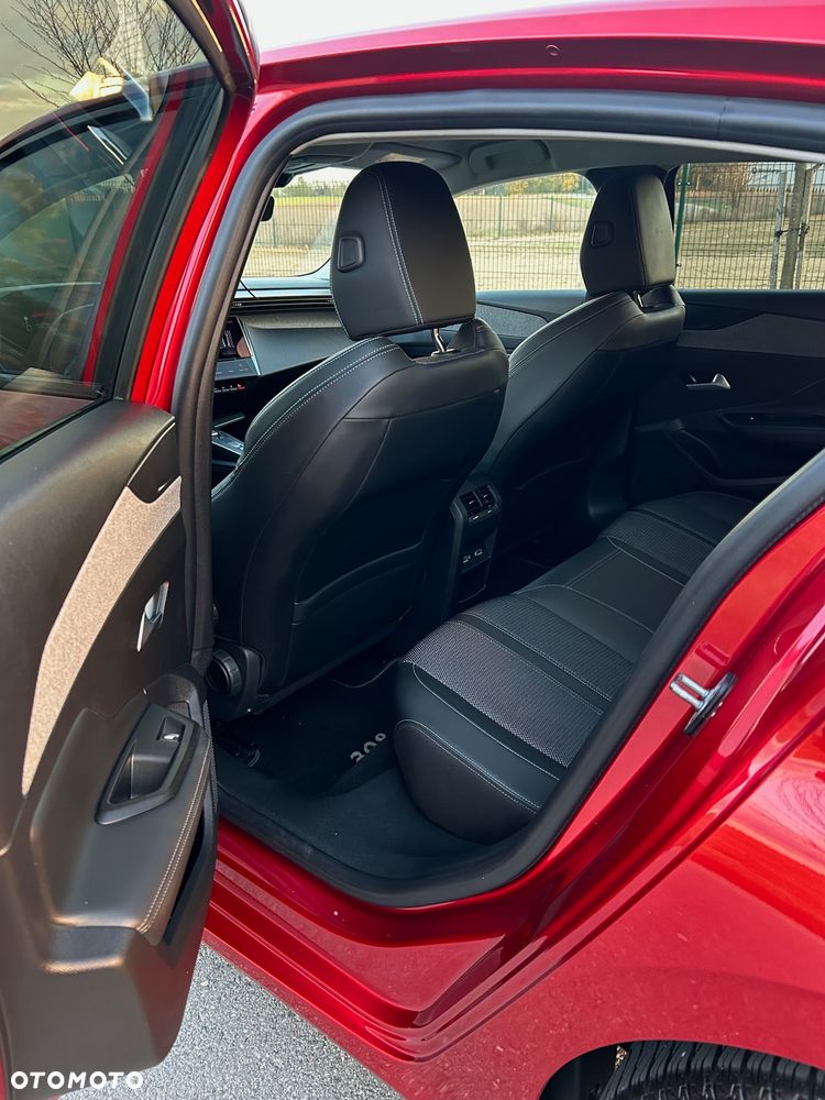 Peugeot 308 BlueHDi 130 EAT8 Allure Pack - 12