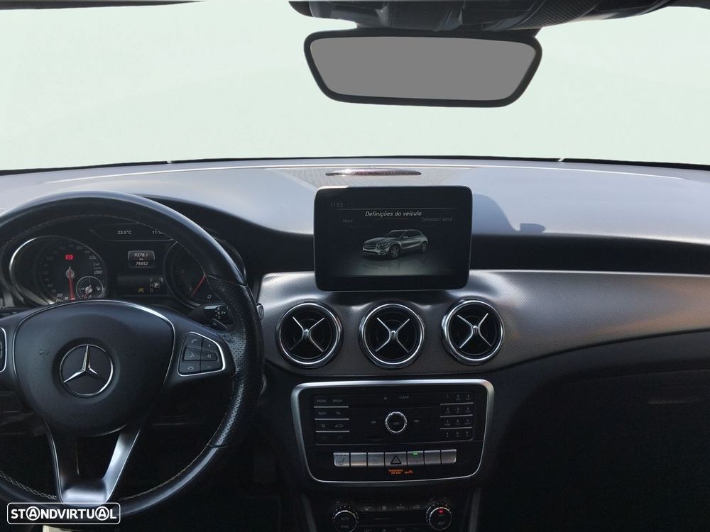 Mercedes-Benz GLA 200 d Urban Aut. - 11