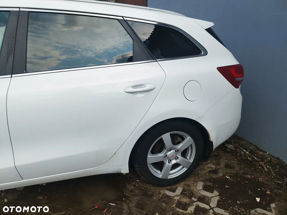 Kia Ceed SW 1.6 CRDi DCT GT Line - 12