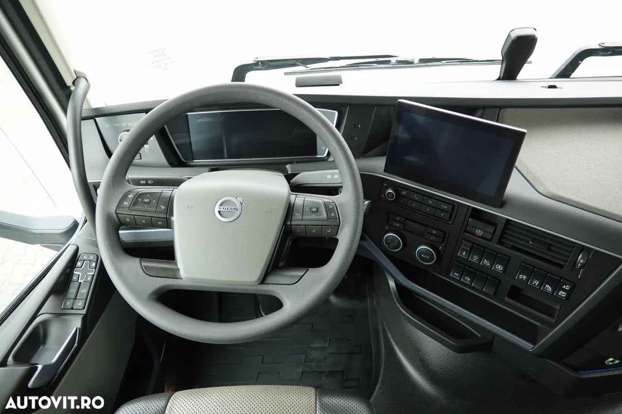 Volvo FH 500 / XXL / 2024 / I-PARK COOL / PIELE / I-SHIFT + PREȚĂ KRONE / 2024 / COȘ PENTRU PALEȚI / 2 AXE RIDICATIVE / PUȚIN FOLOSIT / IMPORTAT - 30