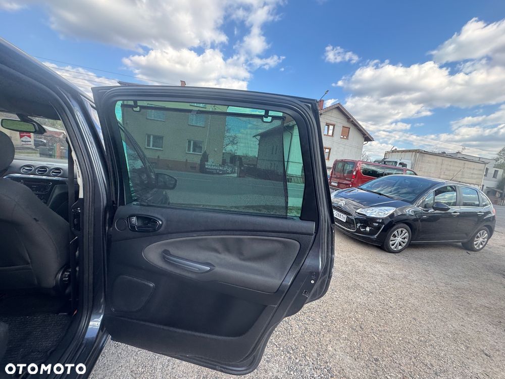 Ford S-Max 2.0 TDCi DPF Titanium - 15
