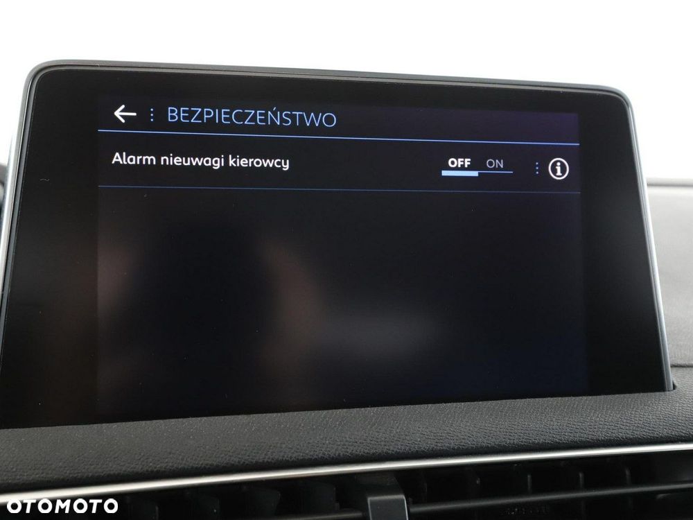 Peugeot 3008 1.5 BlueHDi Active Pack S&S EAT8 - 26