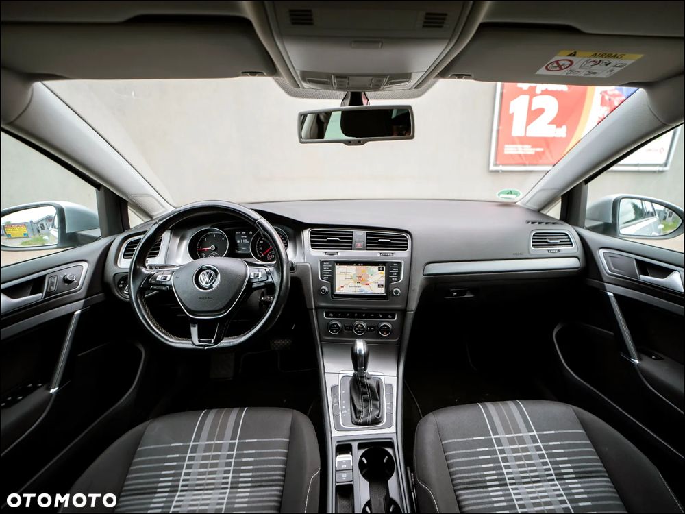 Volkswagen Golf - 7
