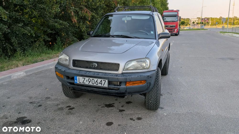 Toyota RAV4 2.0 - 4