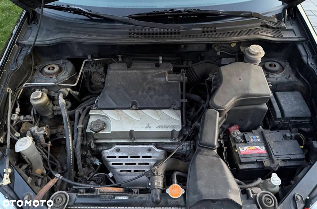 Mitsubishi Outlander 2.4 Dakar - 8