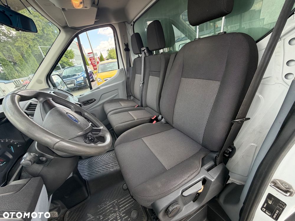 Ford Transit - 15