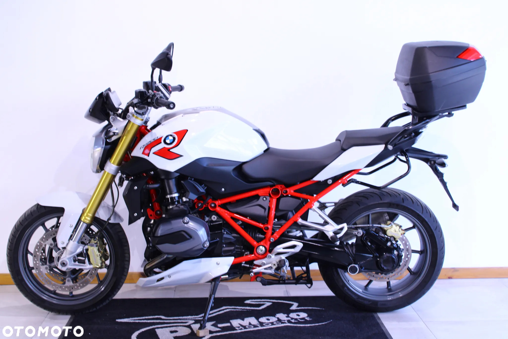 BMW R - 2