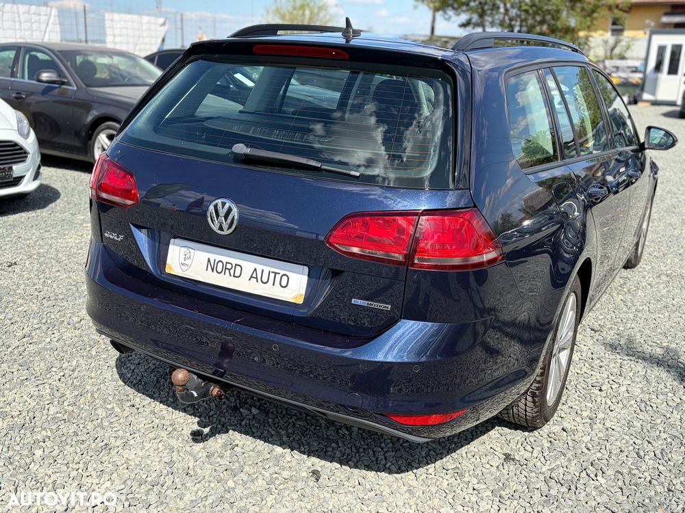 Volkswagen Golf 1.6 TDI BlueMotion Technology Comfortline - 11