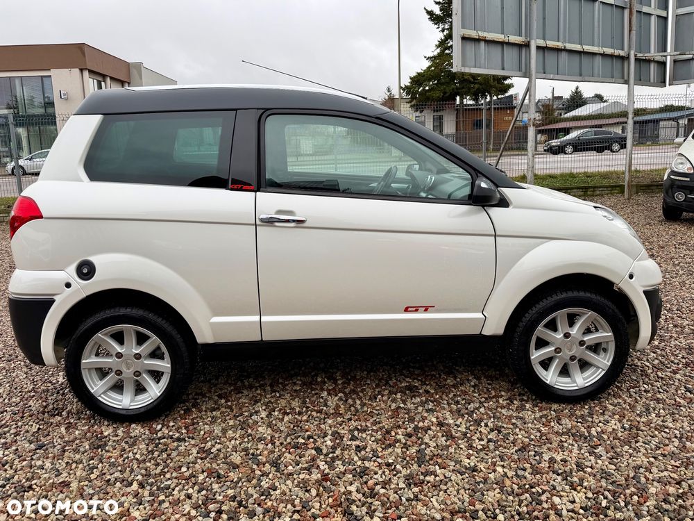 Aixam Crossover - 21