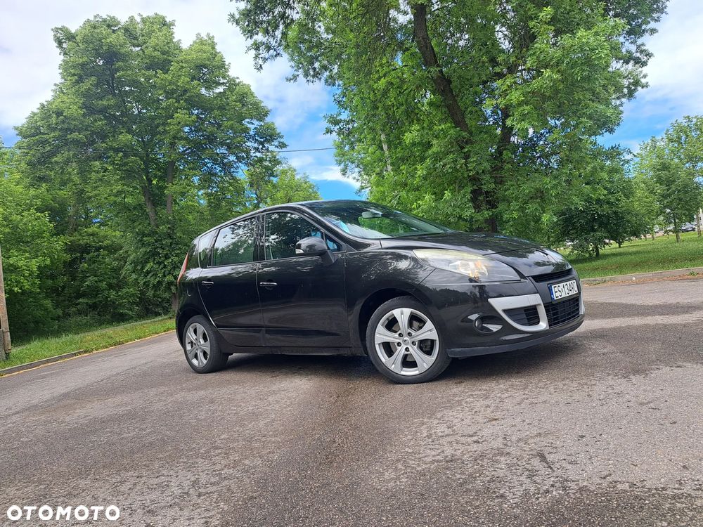Renault Scenic - 1
