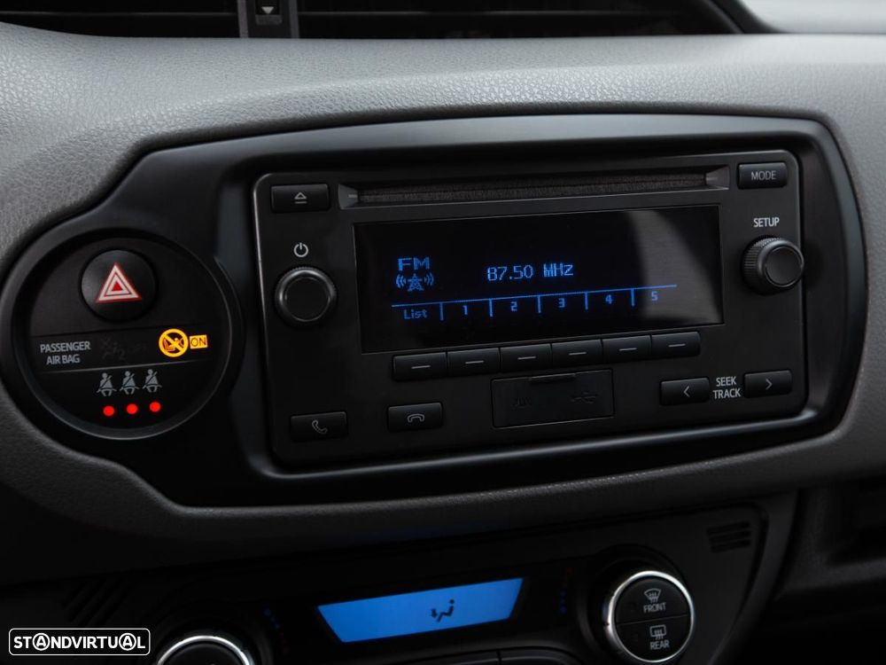 Toyota Yaris 1.5 HSD Active - 16