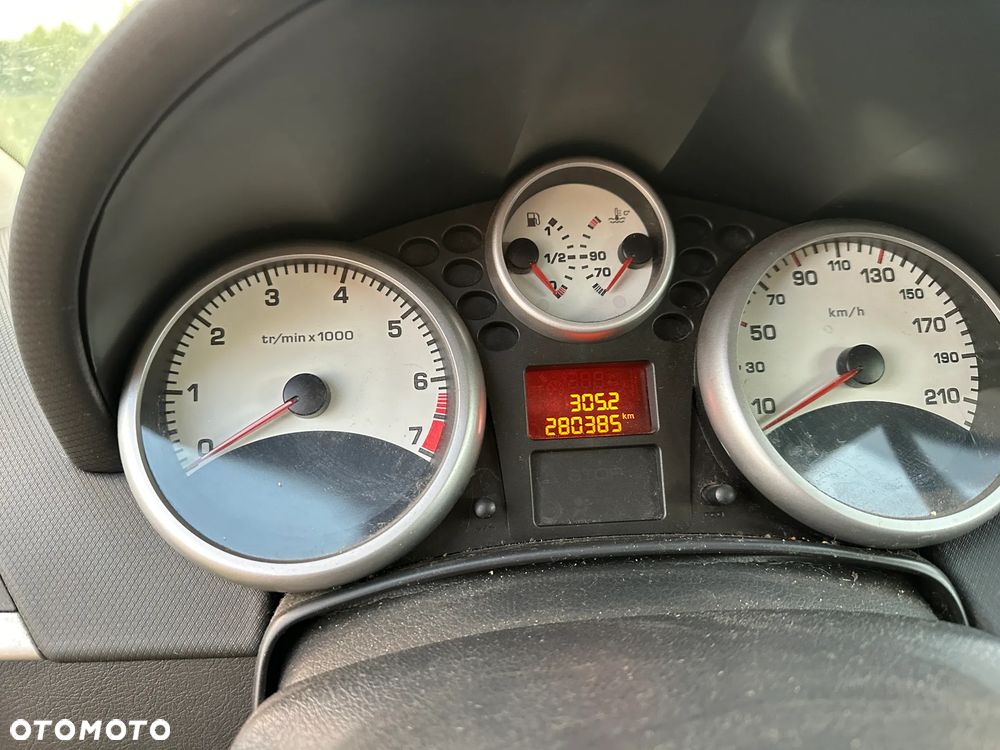 Peugeot 207 1.4 16V Trendy - 2