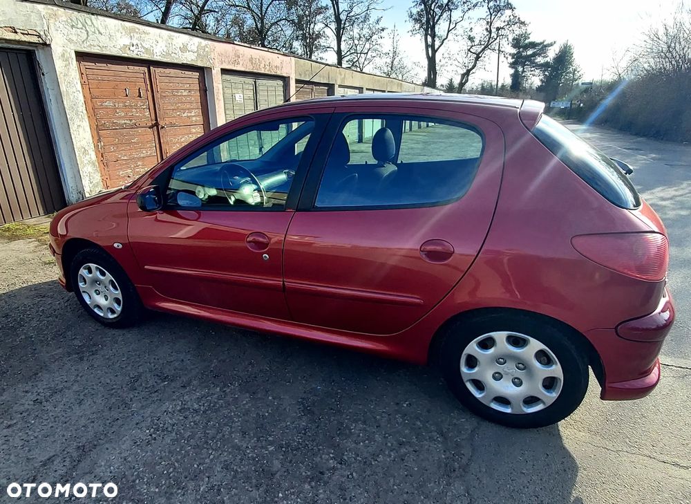 Peugeot 206 - 3
