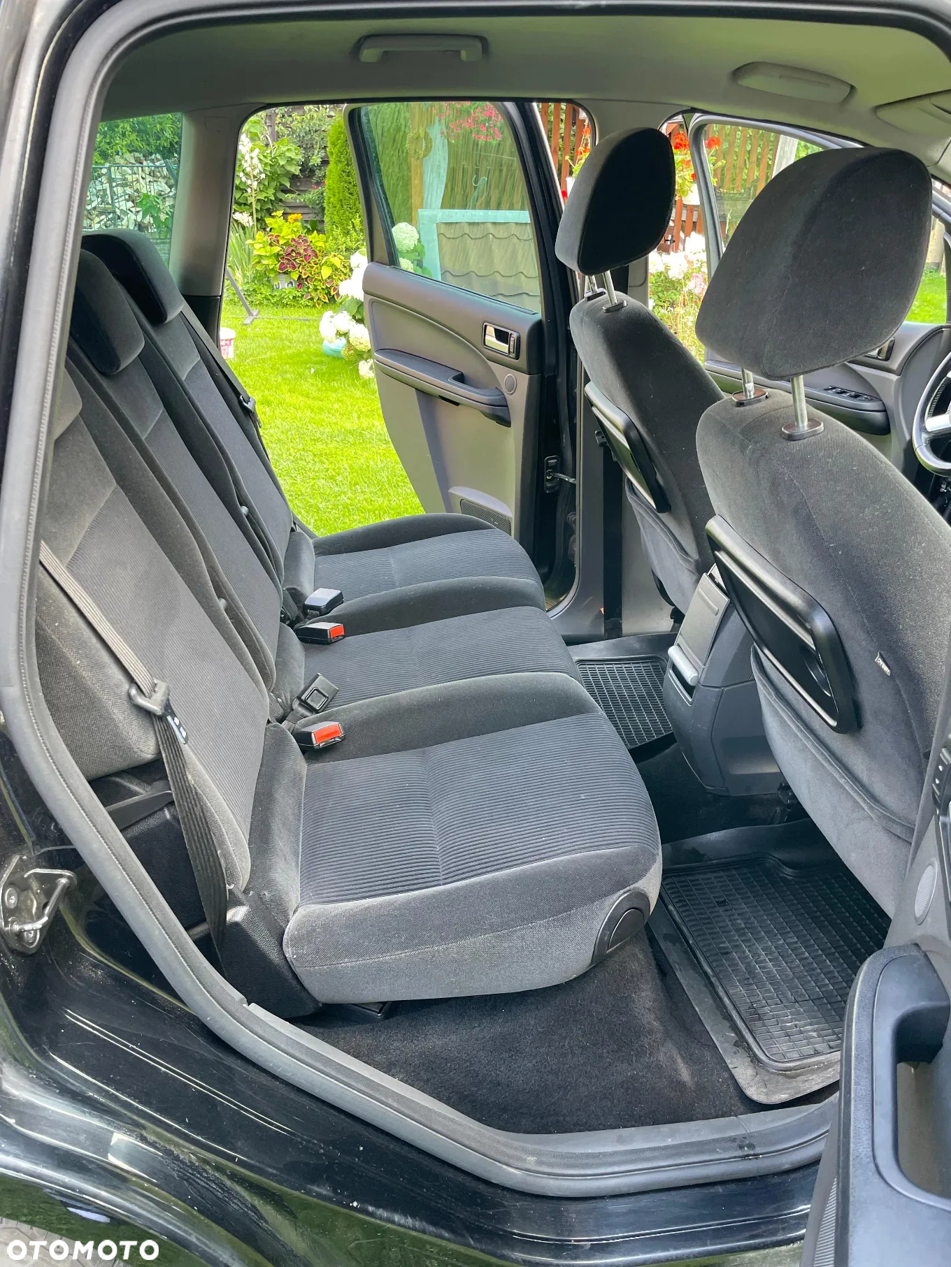 Ford Focus C-Max 1.8 Ghia - 12