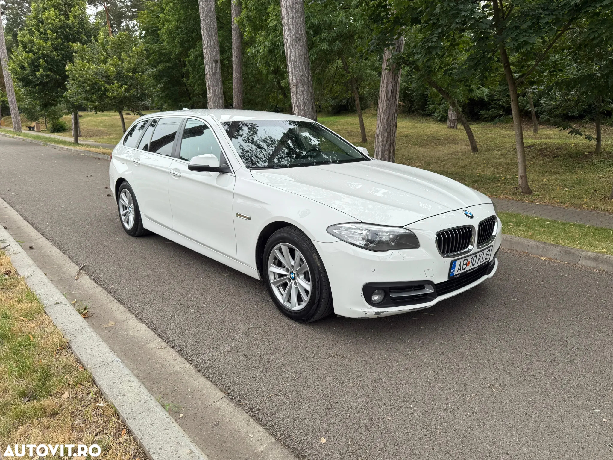 BMW Seria 5 520d Touring Aut. - 6