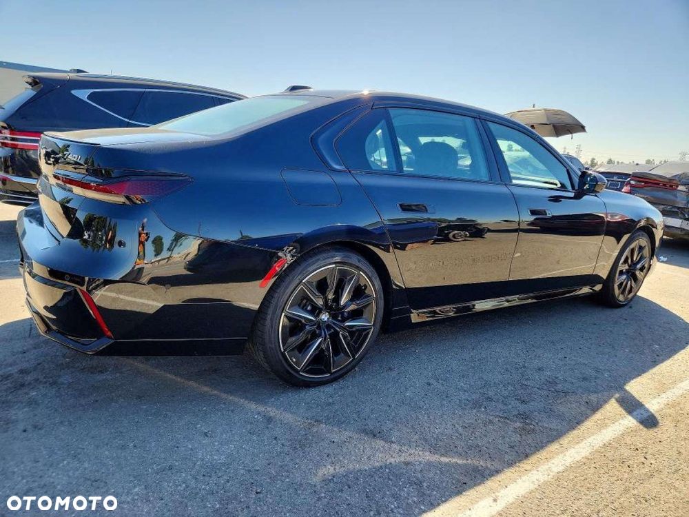 BMW Seria 7 - 5