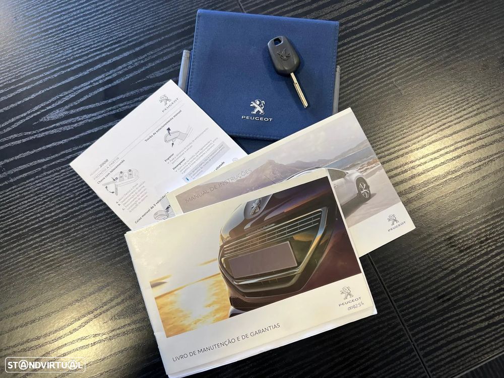 Peugeot 2008 1.4 HDi Active - 24