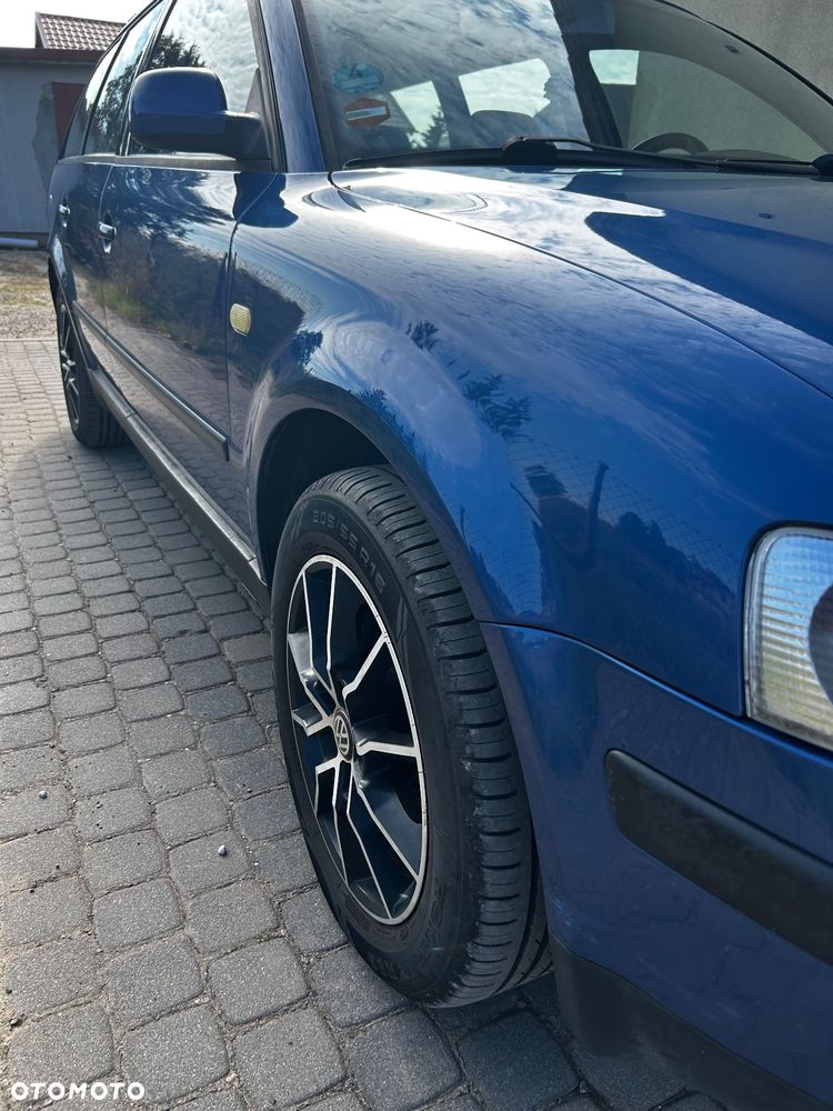 Volkswagen Passat - 3