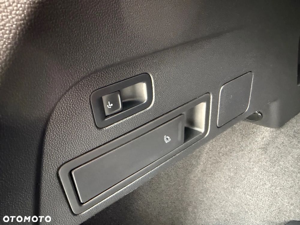 Volkswagen Tiguan Allspace 2.0 TDI SCR 4Motion DSG R-Line - 22