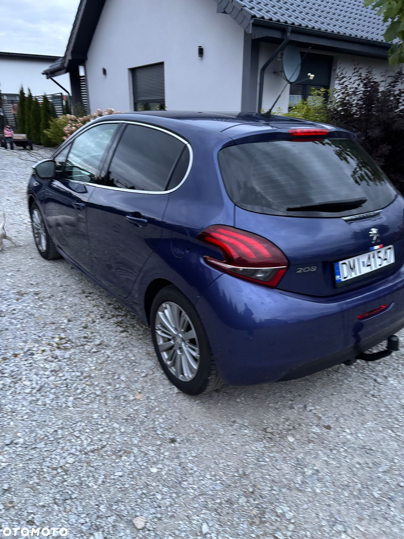 Peugeot 208 1.6 BlueHDi Active S&S - 4
