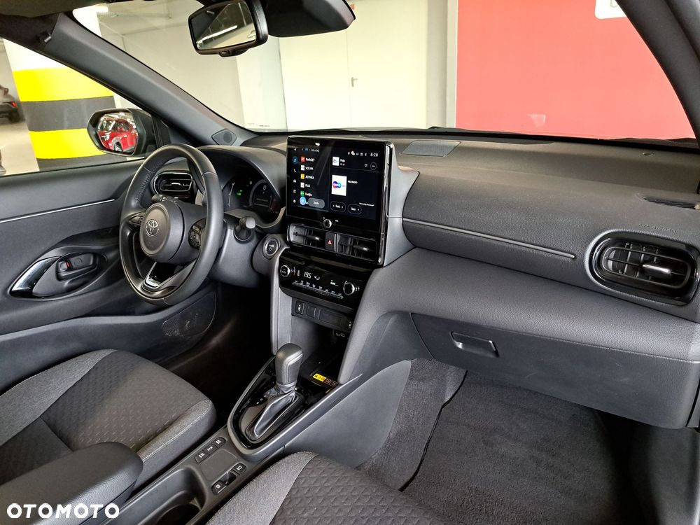 Toyota Yaris Cross Hybrid 1.5 Style - 17