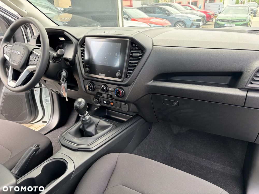 Isuzu D-Max 2.2 SC L 4WD - 22