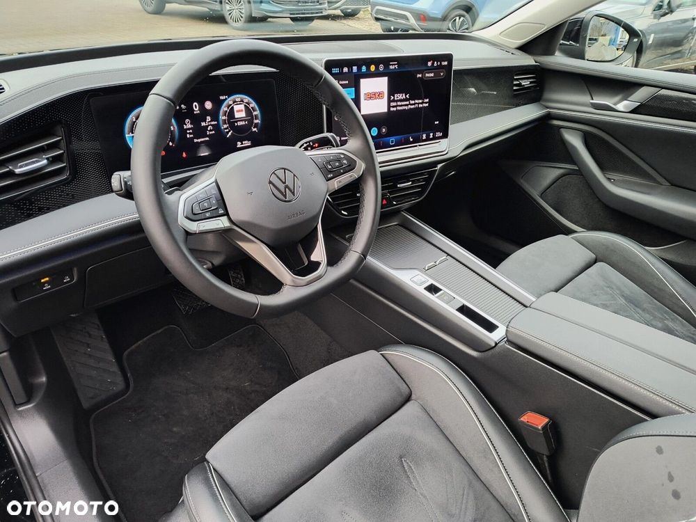 Volkswagen Passat - 13