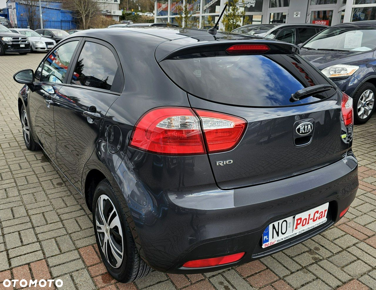 Kia Rio - 6