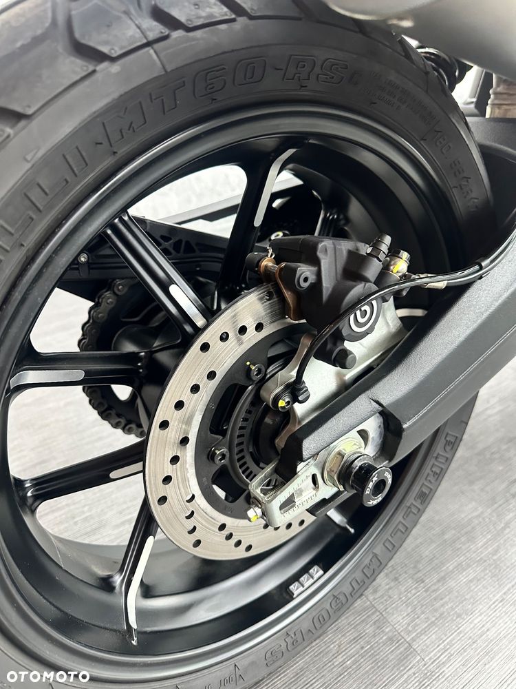 Ducati Scrambler - 12