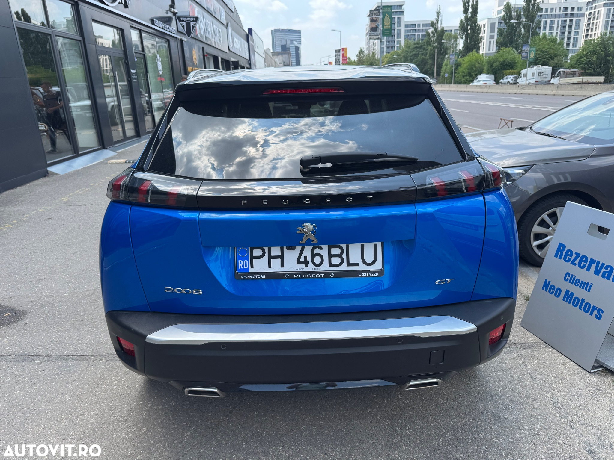 Peugeot 2008 1.2 PureTech EAT8 STT GT - 7