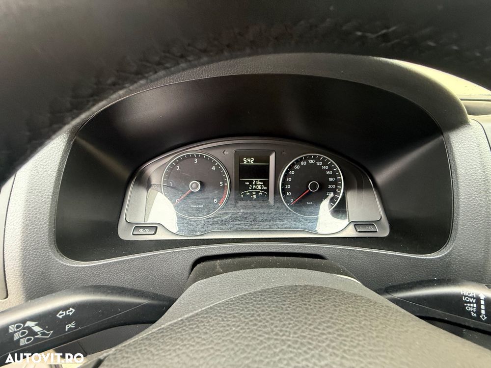 Volkswagen Transporter - 25