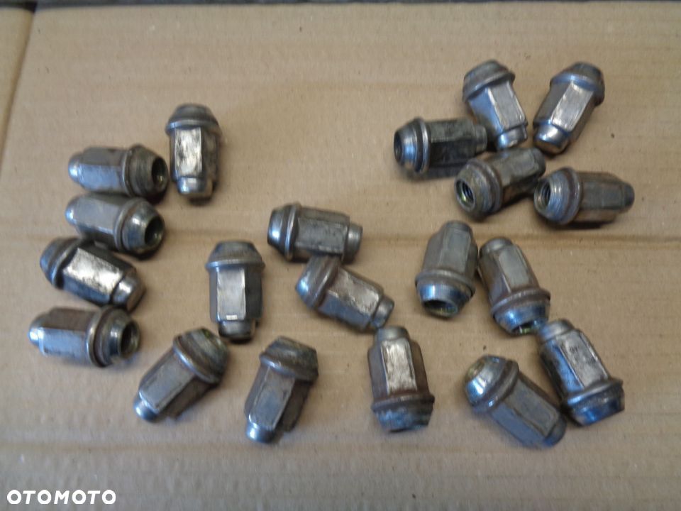 FORD MAVERICK MAZDA TRIBUTE NAKRETKI DO KOL FELG CZESCI ROZNE - 2