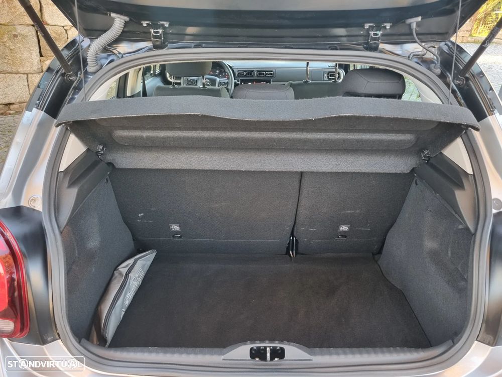 Citroën C3 1.2 PureTech Shine - 29