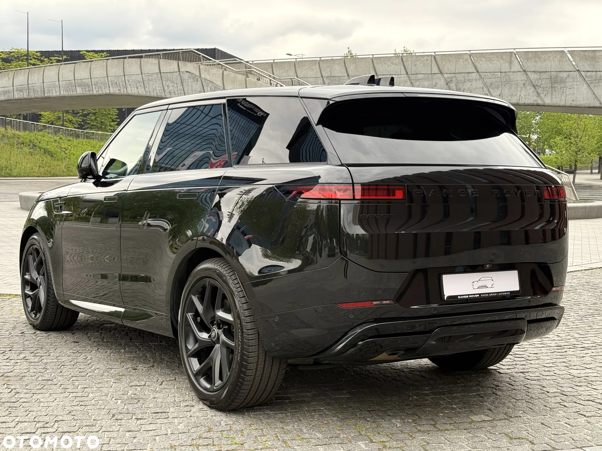 Land Rover Range Rover Sport D350 Autobiography - 2