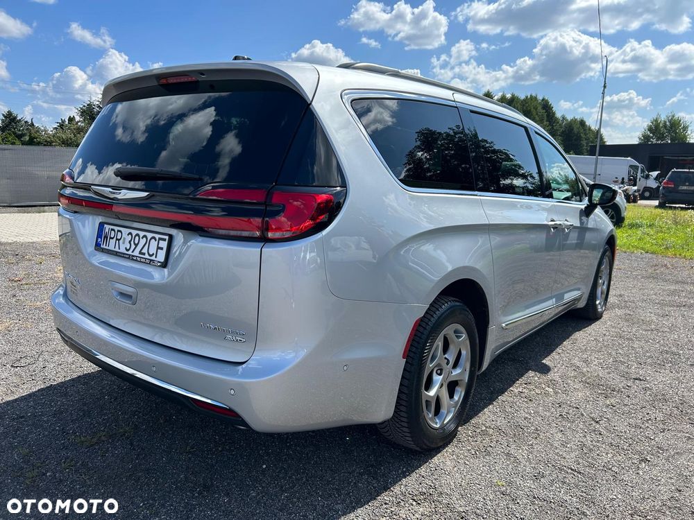 Chrysler Pacifica - 10