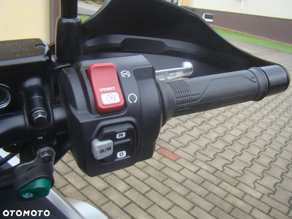 Honda NC - 15