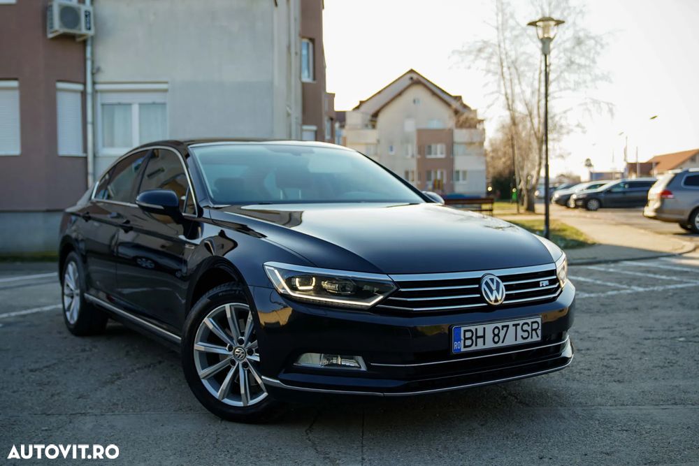Volkswagen Passat 2.0 TDI DSG (BlueMotion Technology) Highline - 1