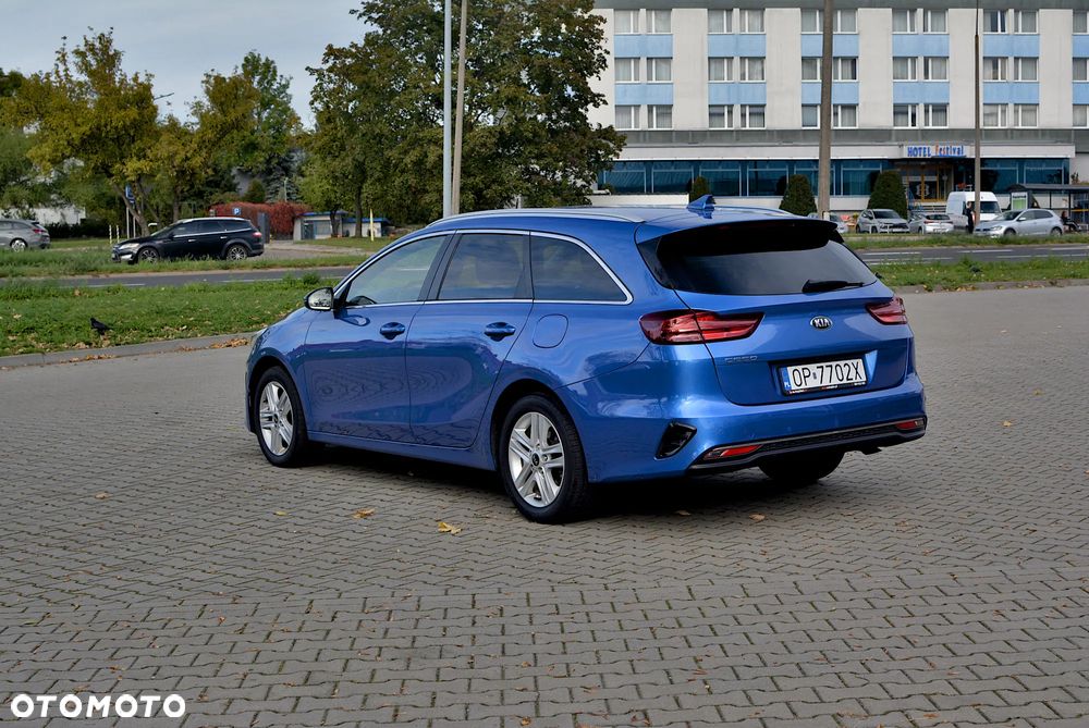 Kia Ceed - 7