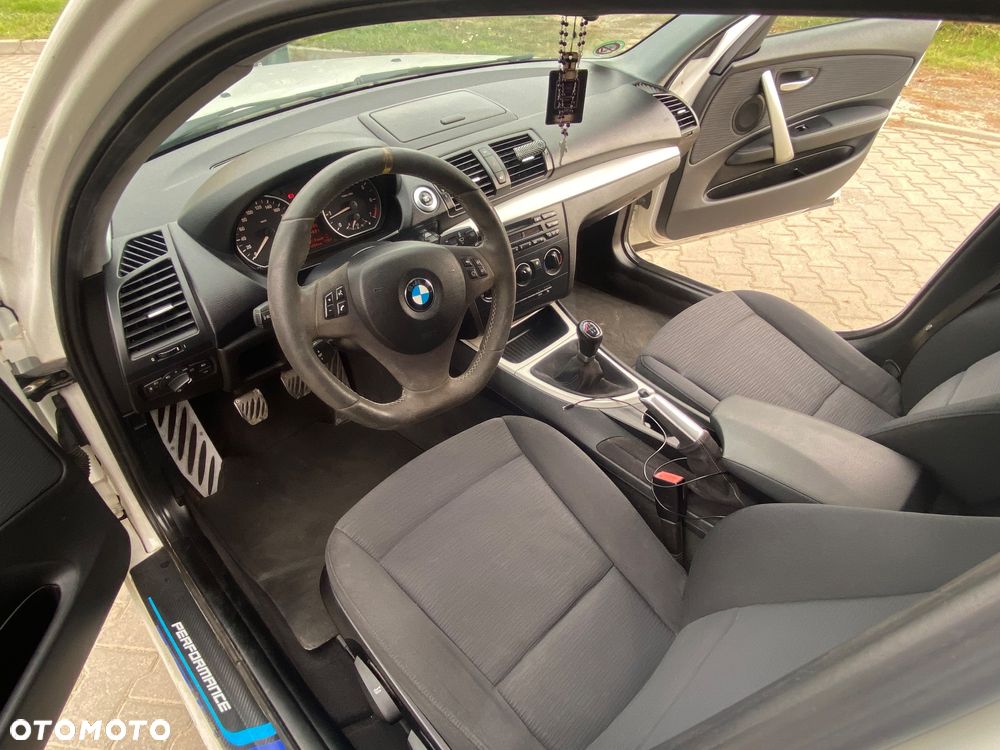 BMW Seria 1 116i - 12