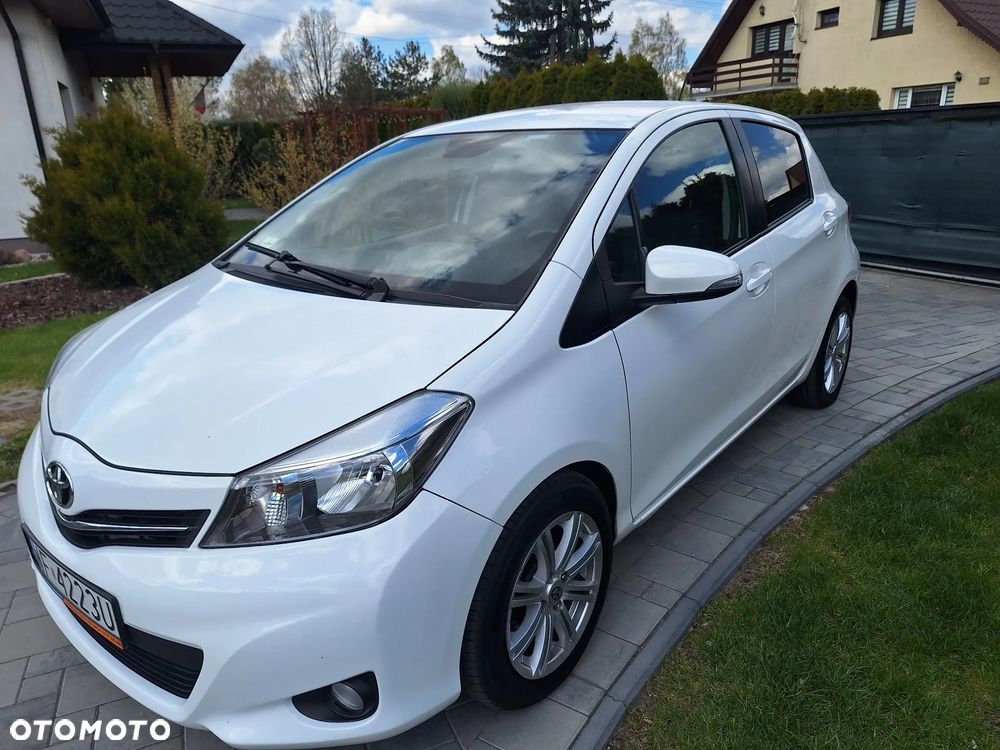 Toyota Yaris 1.4 D-4D Premium - 1