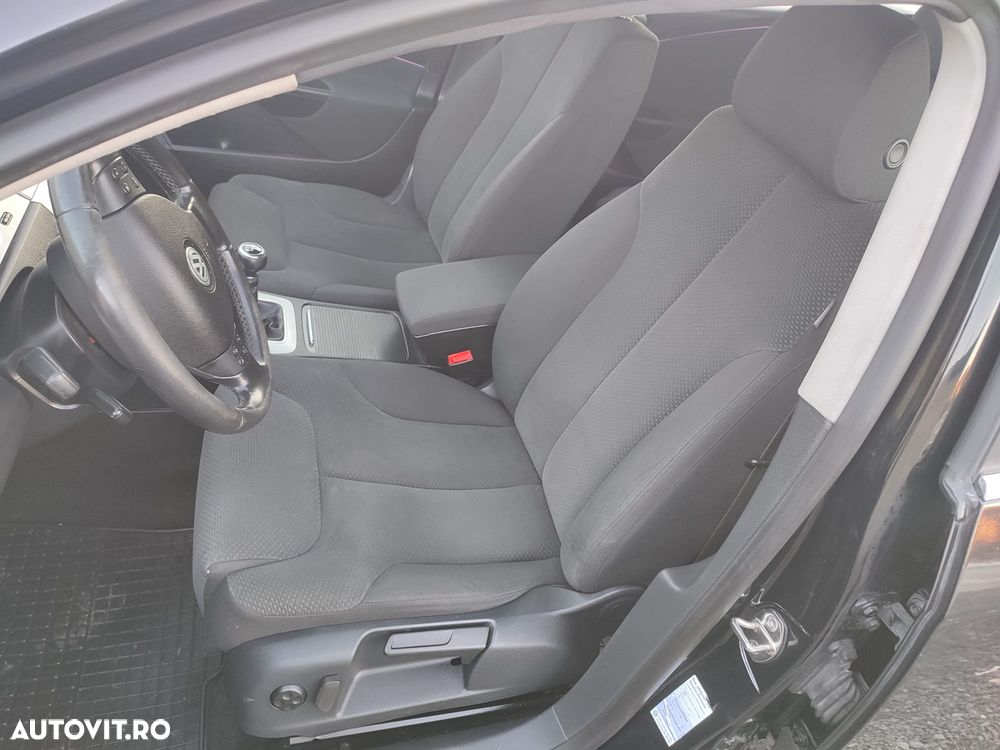 Volkswagen Passat - 9