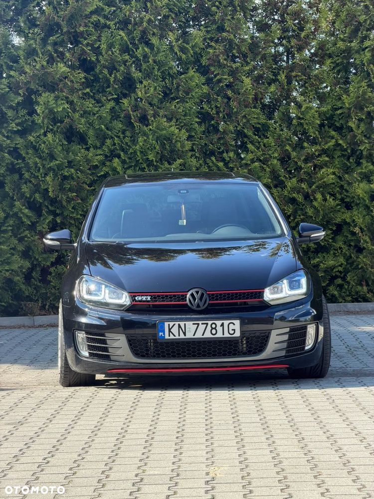 Volkswagen Golf 2.0 TSI GTI DSG - 2