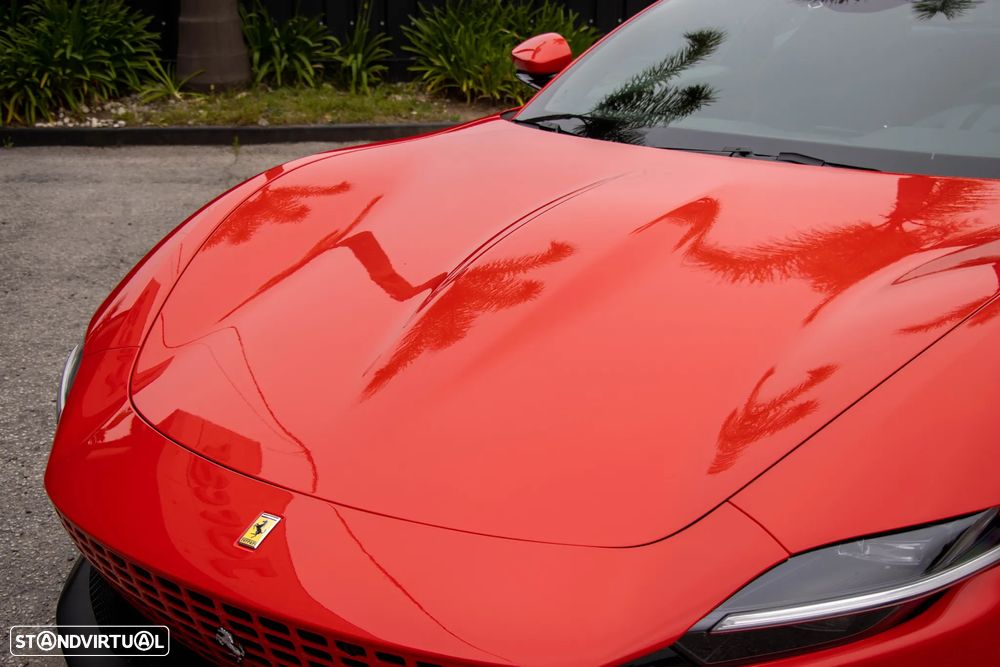 Ferrari Roma 3.9 Twin-Turbo V8 - 8